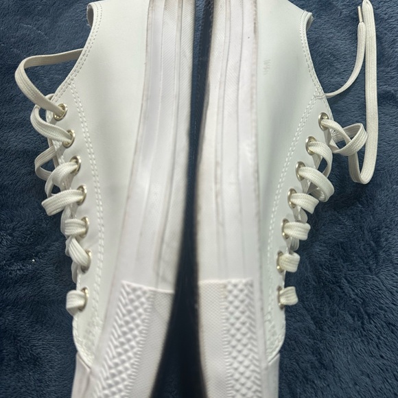 Converse White Leather Sneakers•NWOT - Picture 8 of 9